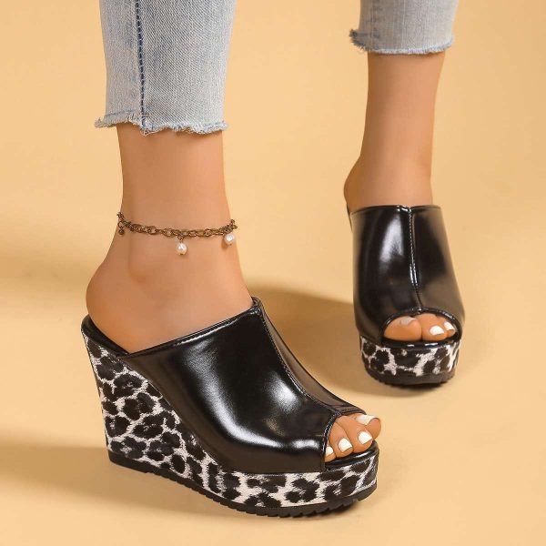 WhatsApp Image 2025-10-29 at 04.57.42 (2) Ladies Wedge