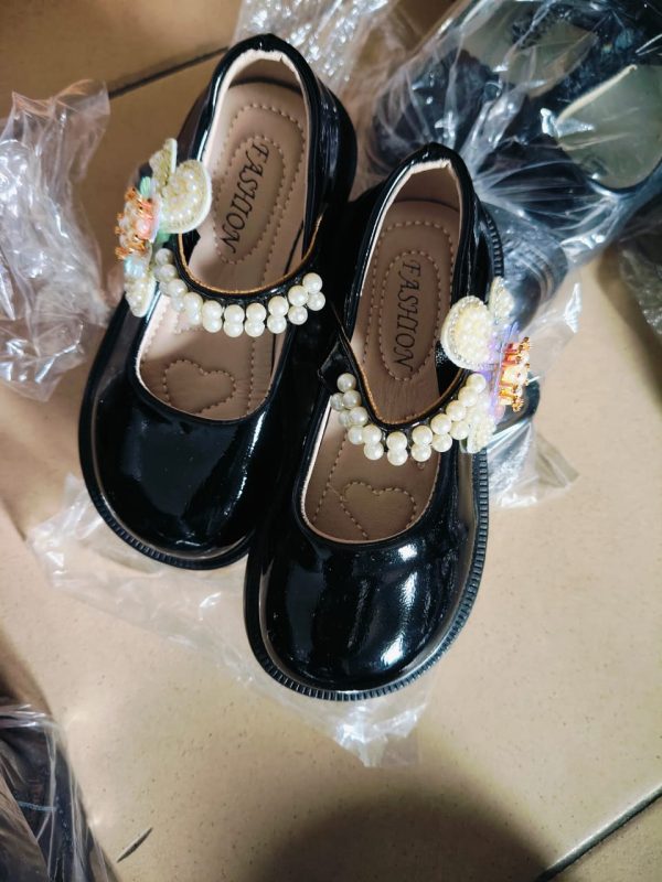 Shoe