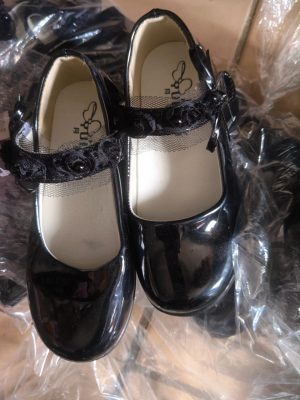 Shoe
