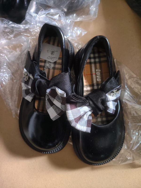 Shoe