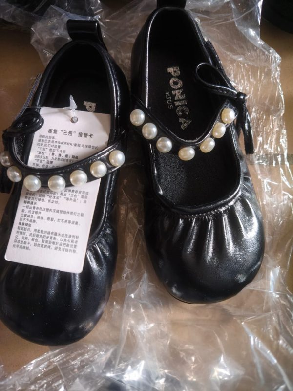 Shoe